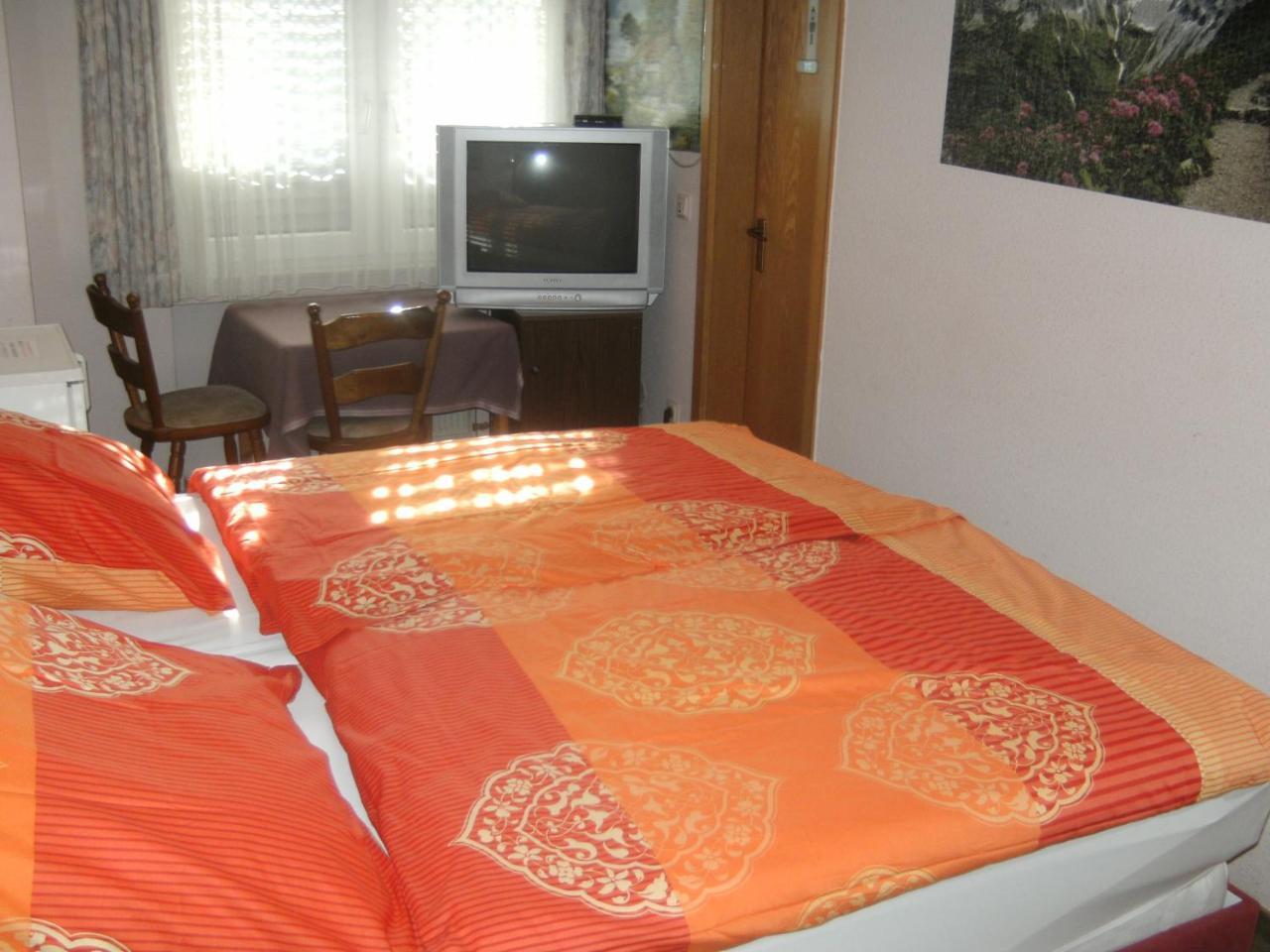 Monteurhotel Garni Alter Olper Hof Lindlar Exterior photo